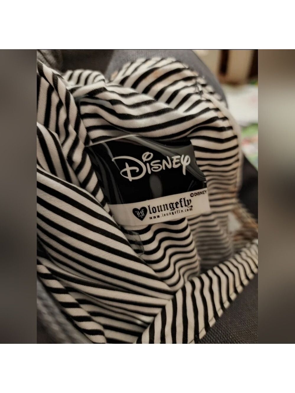 Loungefly ❤️ Logo Disney Minnie and Mickey Mouse Tote - Picture 3 of 5